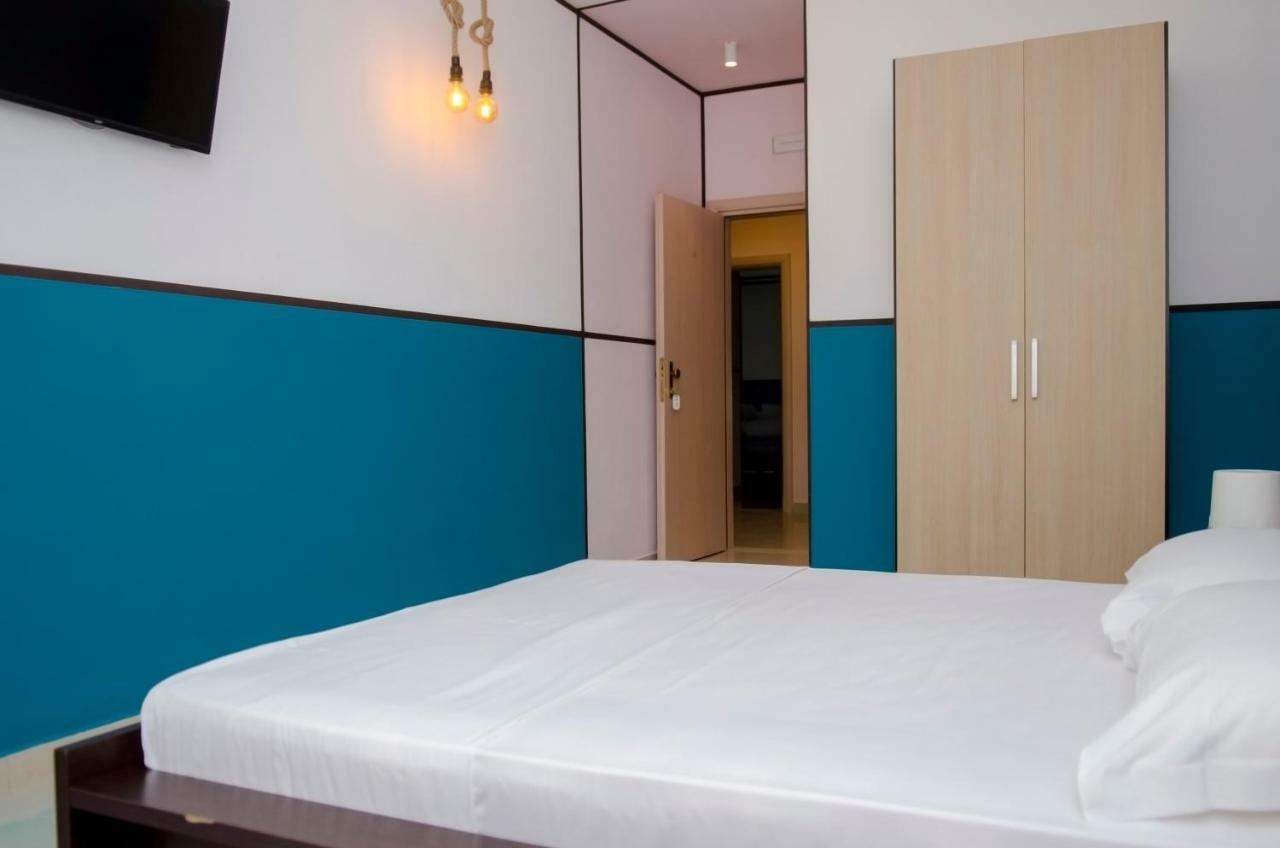 Hotel Vala ดูร์เรส ภายนอก รูปภาพ